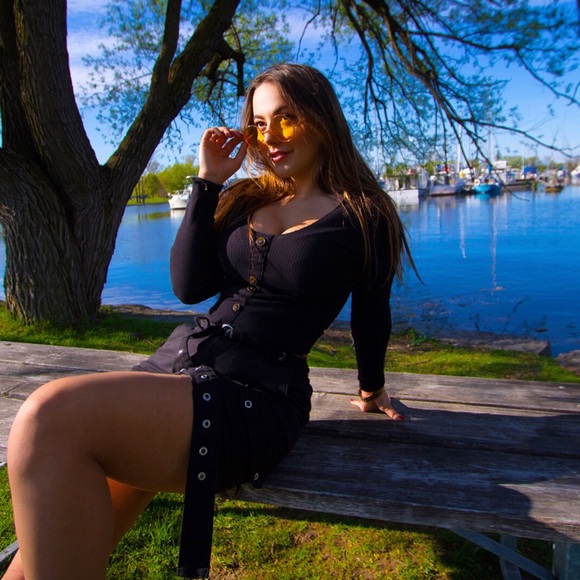 Meet your Posher, Sara-kathleen - Picture 1 of 1